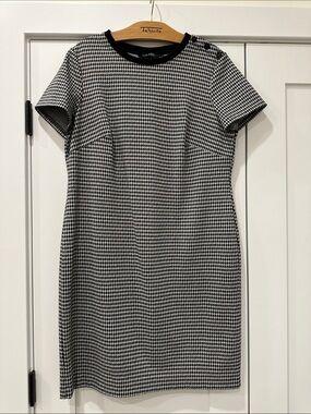Black & White Houndstooth Short Sleeve Sheath Dress